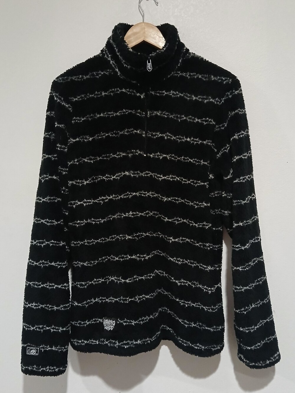 Lurking Class Thorns Black Sherpa Half-Zip Sweatshirt Women's Size: M